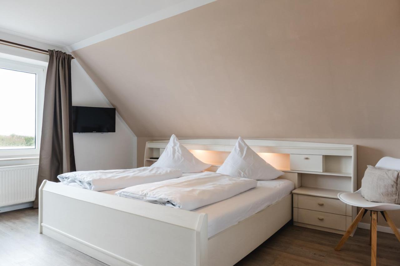 Straendhus Bed&Breakfast Hasselberg  Екстер'єр фото