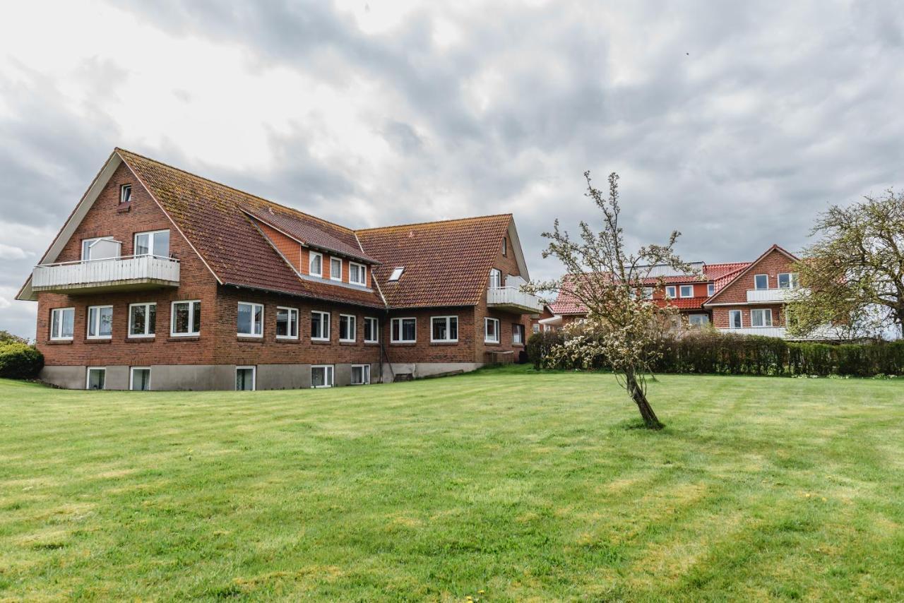 Straendhus Bed&Breakfast Hasselberg  Екстер'єр фото