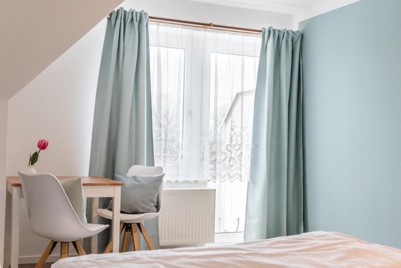 Straendhus Bed&Breakfast Hasselberg  Екстер'єр фото